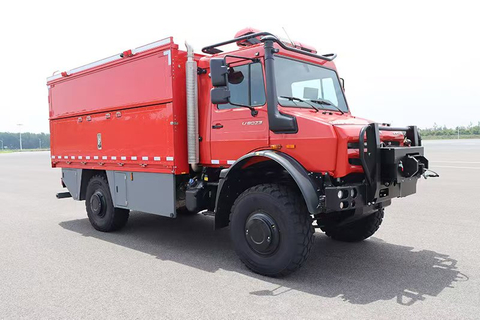 Mercedes-Benz Unimog Fire Truck