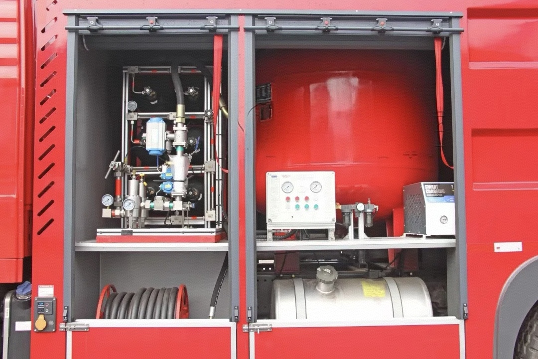 Dry Chemical Powder Fire Truck
